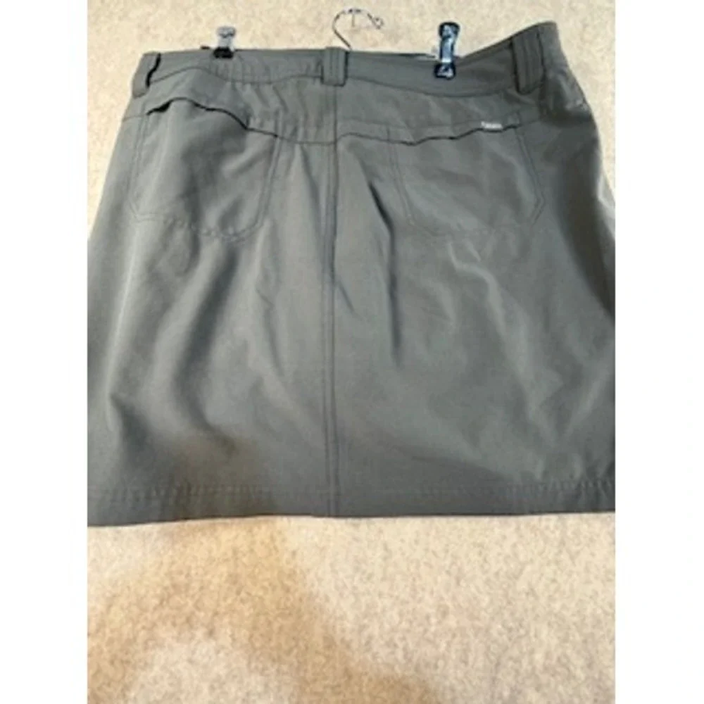 Eddie Bauer Travex Skort Womens 12 Dark Gray Hiking Golf Outdoor Active‎ Skirt